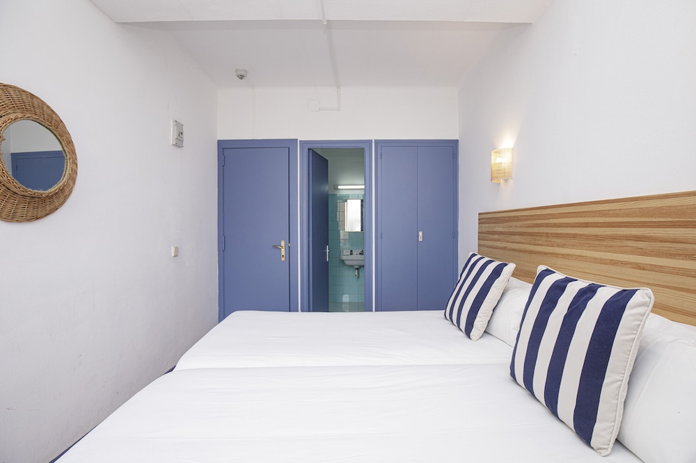 Economy Room photo 2