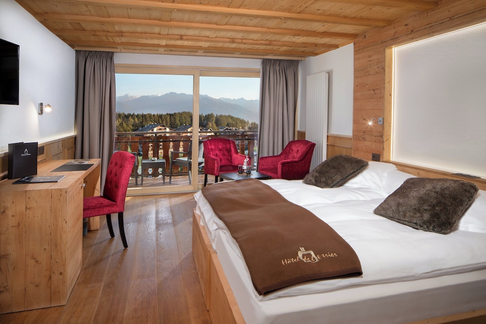 Superior Double Room, Balcony, Mountain View (South) photo 1