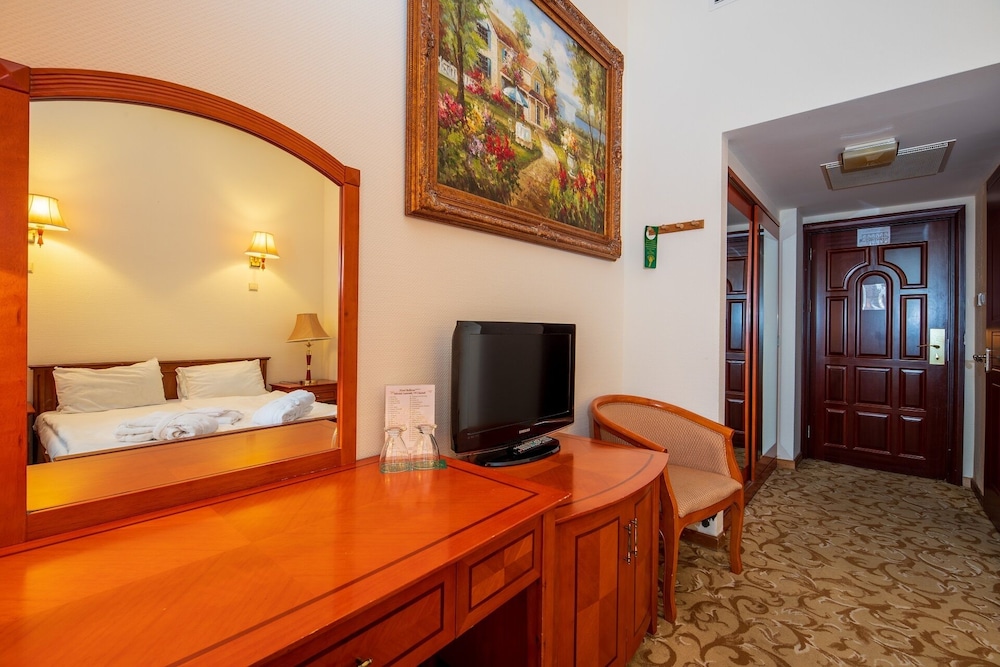 Standard Room photo 2