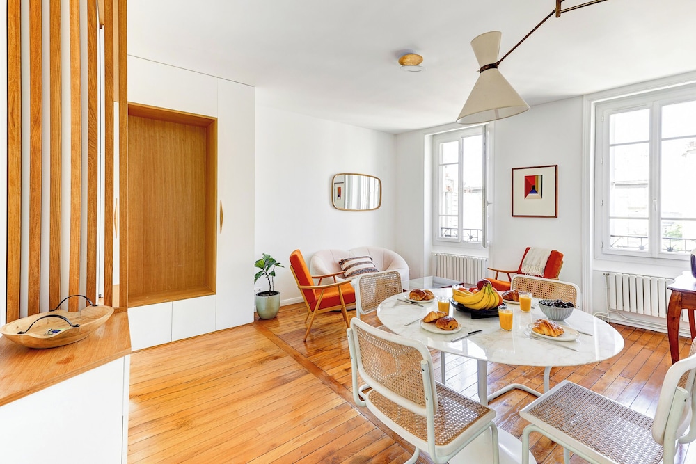 City Apartment, 2 Bedrooms, Non Smoking, City View