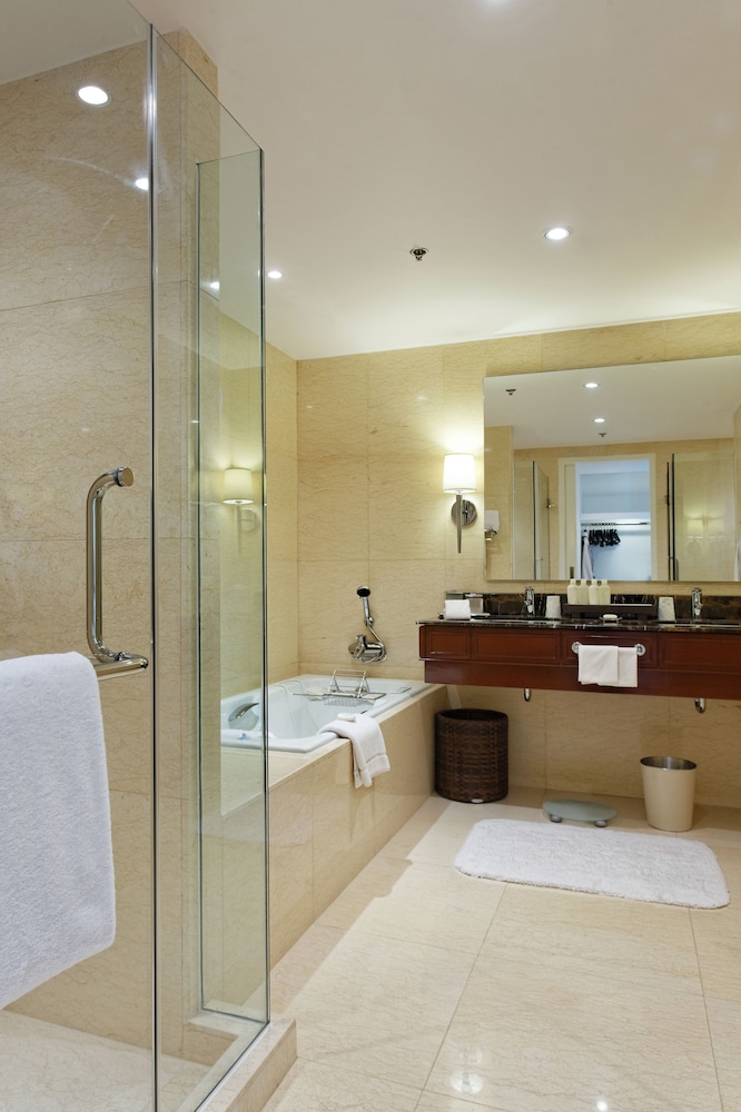 Executive Room, 1 King Bed with Sofa bed (Residence) Executive Room, 1 King Bed with Sofa bed (Residence)