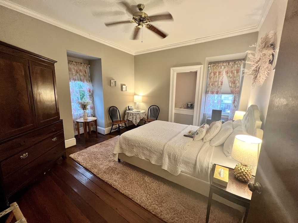 Standard Room photo 1