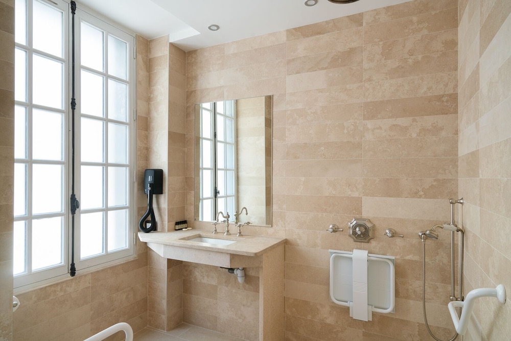 Superior Double Room - Disability Access photo 2