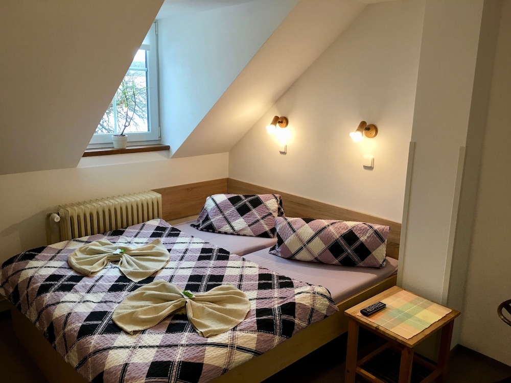 Standard Double Room photo 2