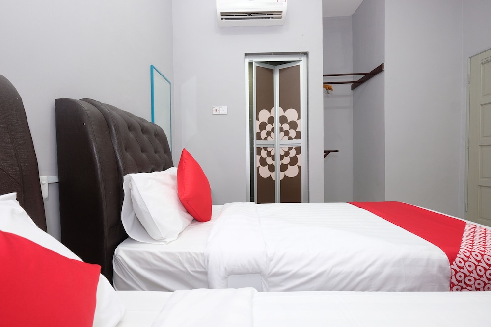 Deluxe Twin Room photo 2