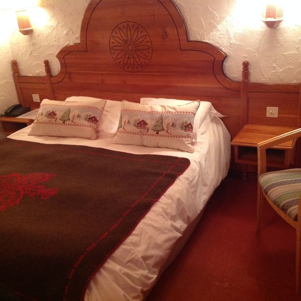 Superior Single Room, Balcony South (Mountain view) photo 3