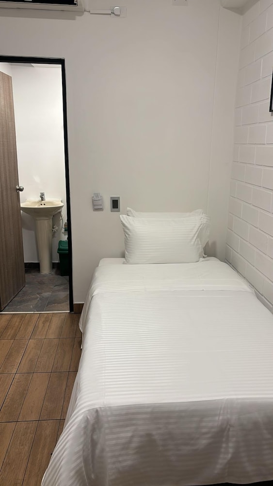 Economy Single Room photo 3