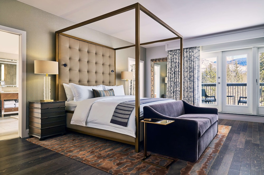 Presidential Suite (Blue Sky)