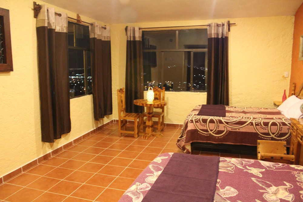 Family Room, 1 Bedroom