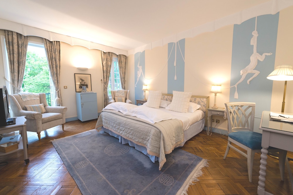 Luxury Room