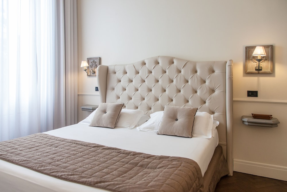 Available room