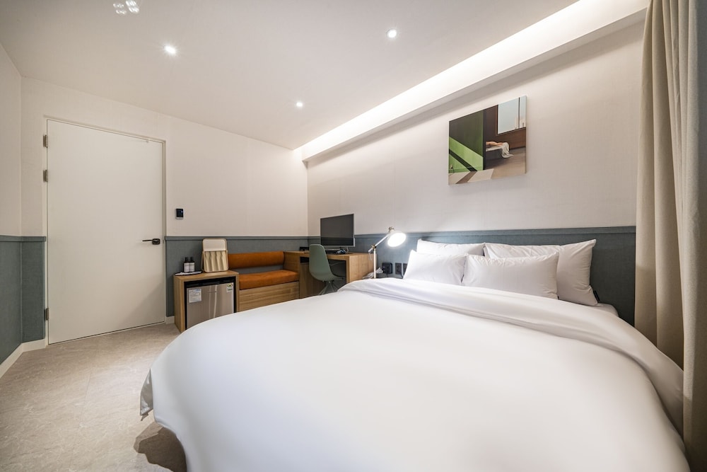 Standard Room - Photo 2
