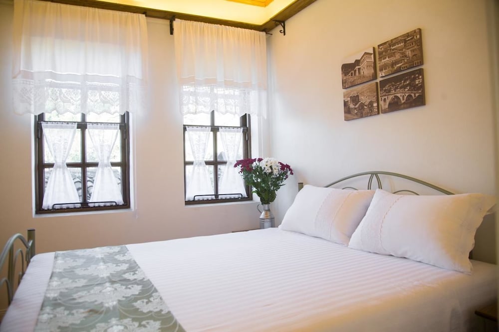 Double Room, 1 Double Bed
