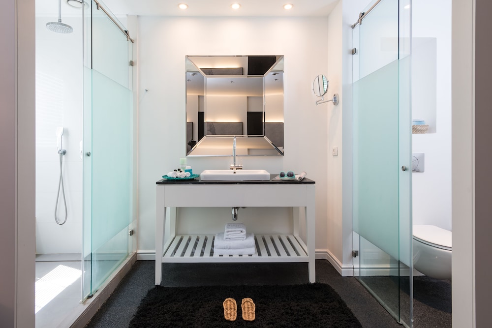 Executive Room (Leonardo)