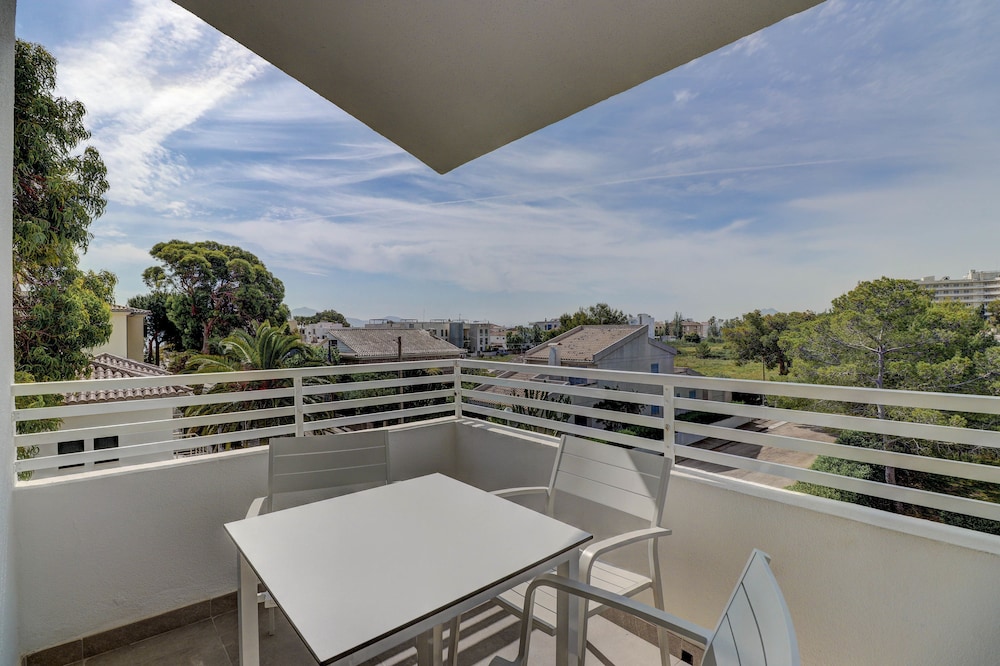 Apartment, 1 Bedroom, Balcony (2 adults + 2 children) - Photo 9
