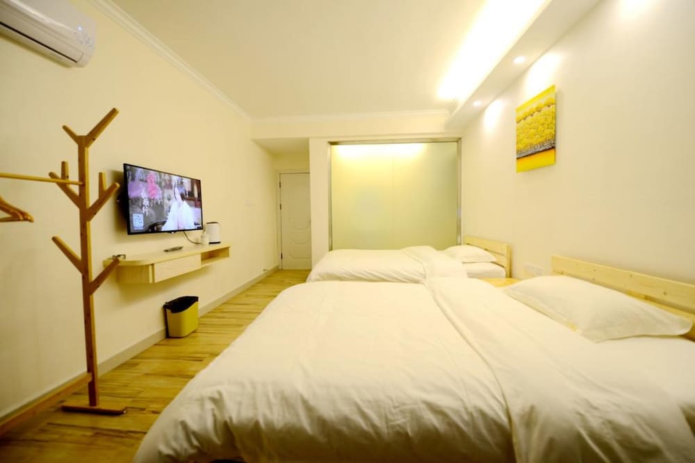 Two-Bedroom Suite