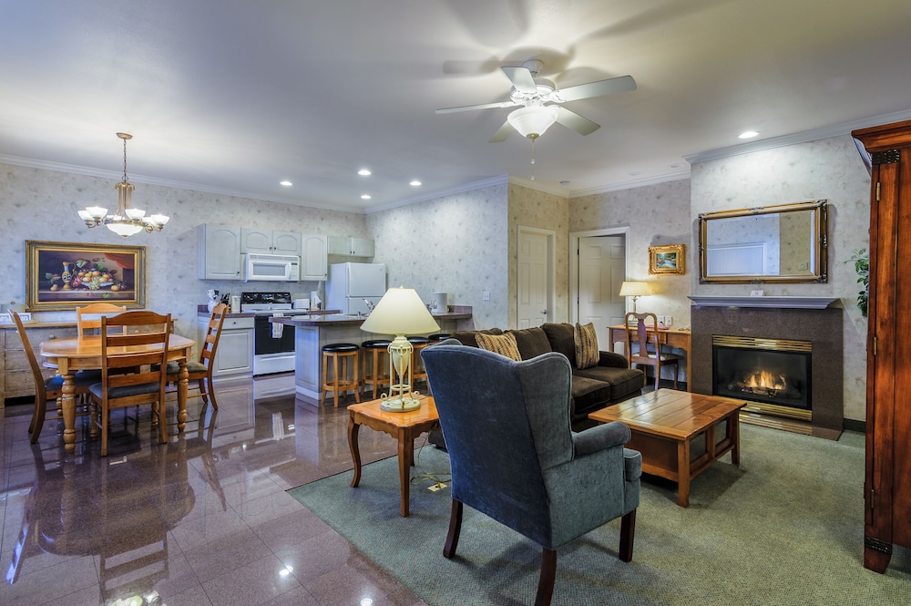 Luxury Suite, 2 Queen Beds