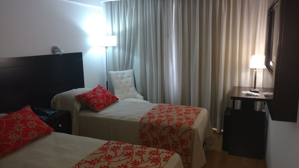 Executive Double Room, City View photo 3