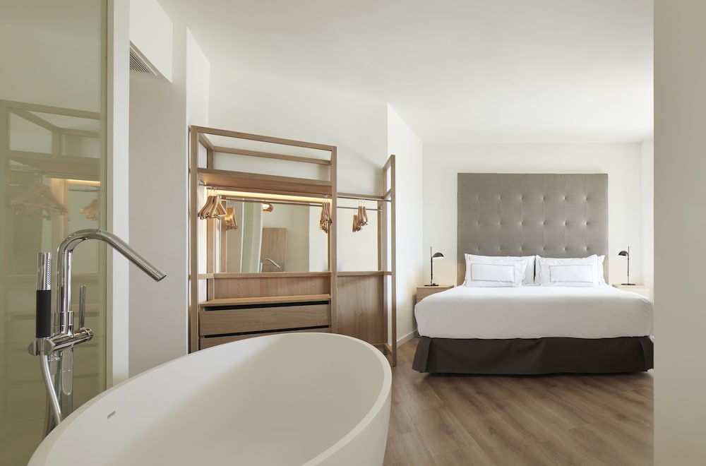 The Level Grand Premium Sea View with Solarium