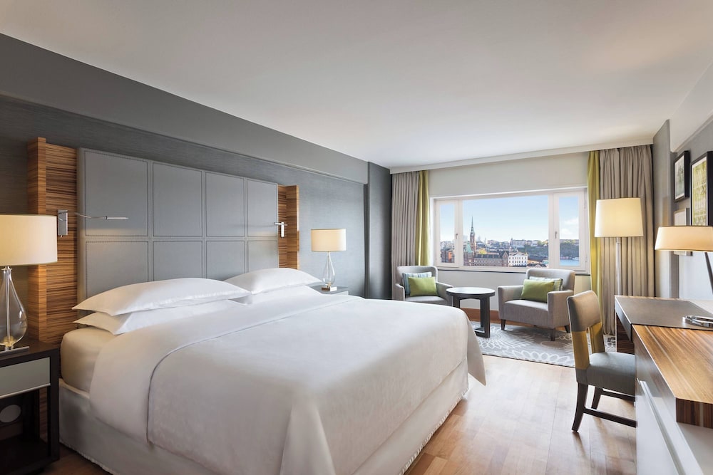 Superior Room, 1 King Bed - Photo 1