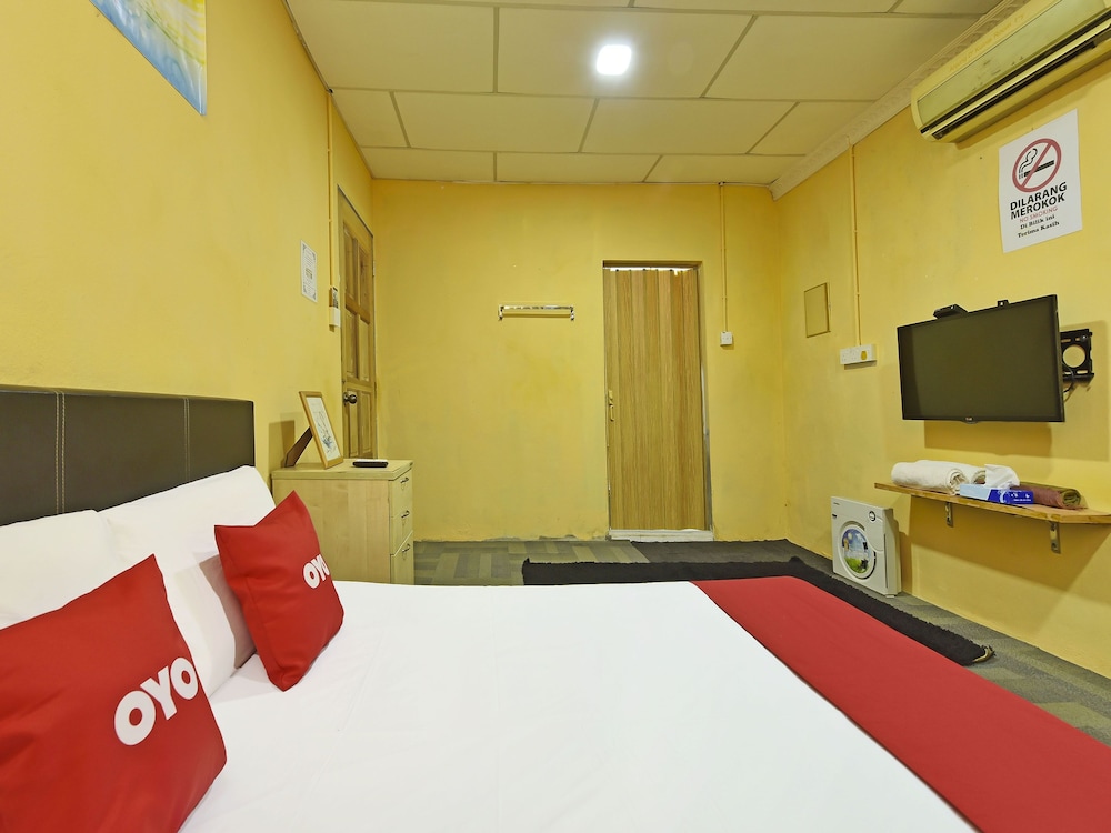 Premium Room, 1 King Bed photo 2