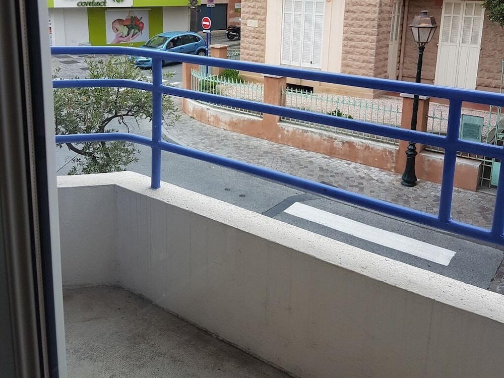 Standard Double Room, Private Bathroom (Balcon) photo 2