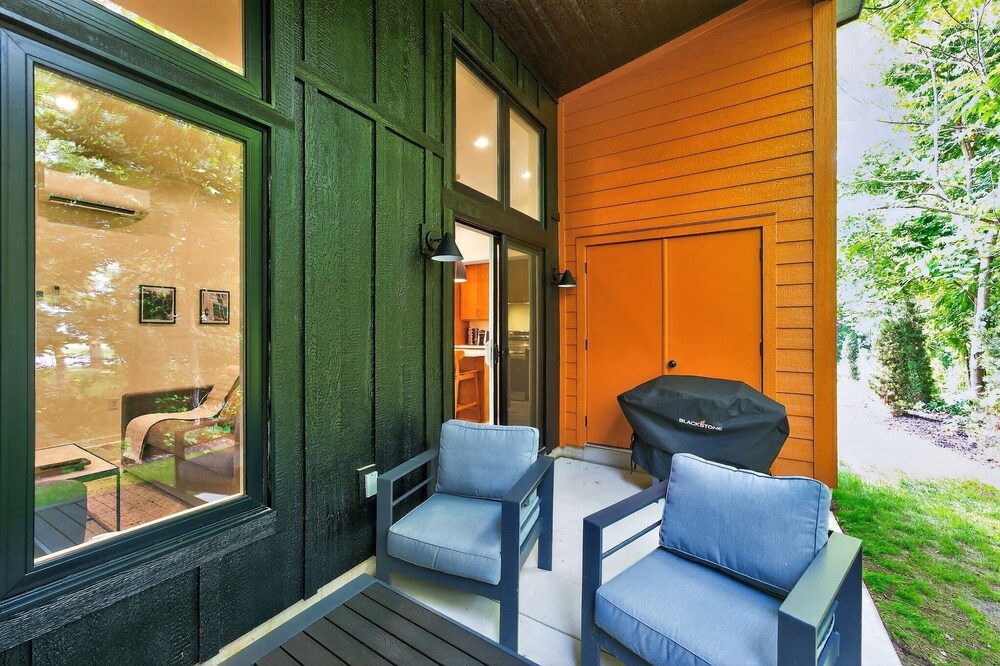 Townhome, 1 Bedroom photo 2
