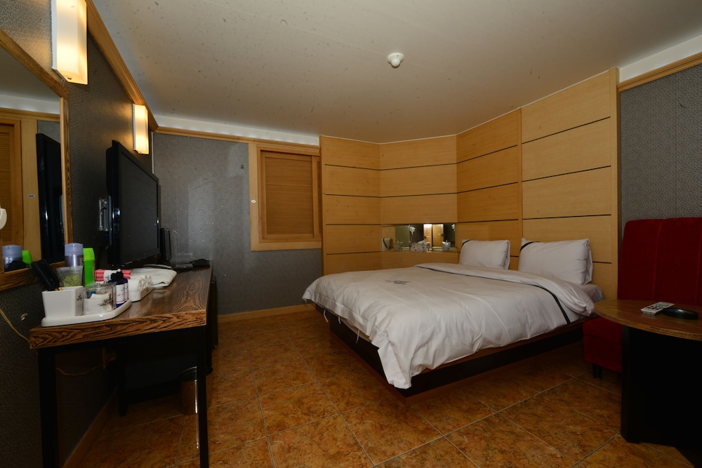 Standard Room photo 1