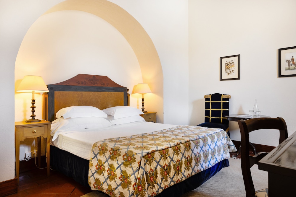 Standard Double or Twin Room - Photo 1