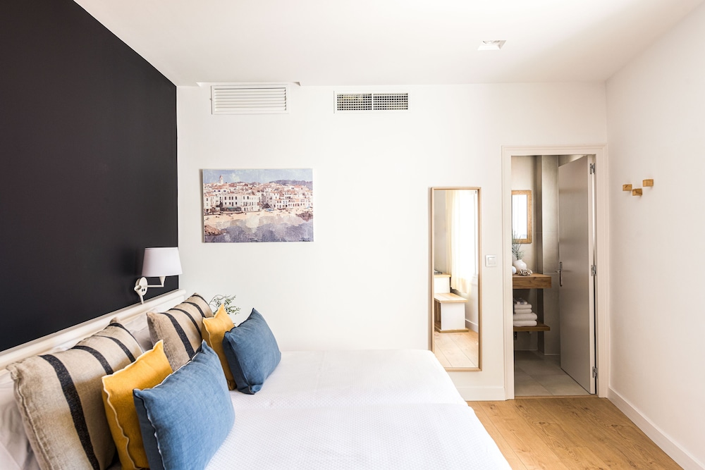Standard Double Room - Photo 2