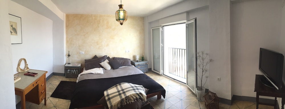 Romantic Double Room, Sea View (El Mediterraneo) photo 3