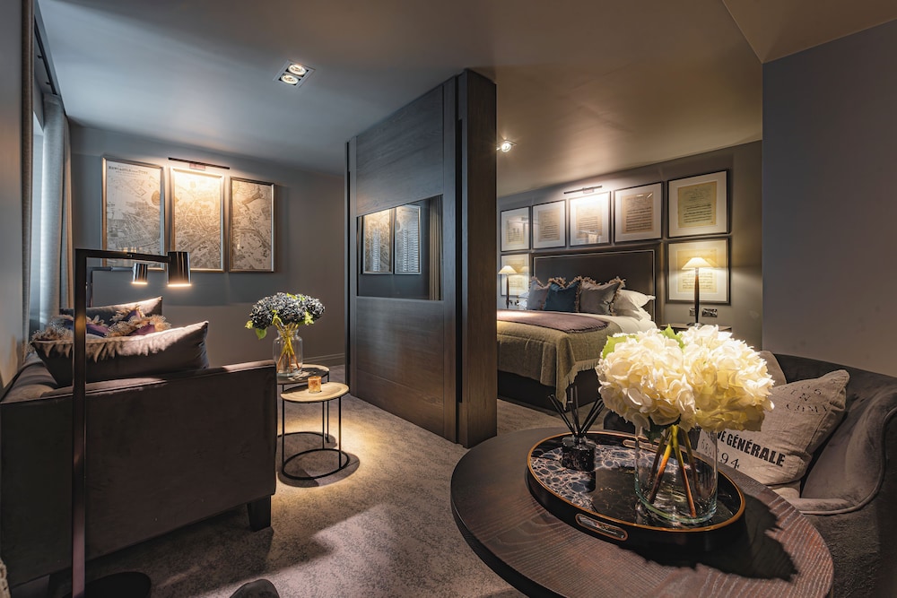 Executive Suite