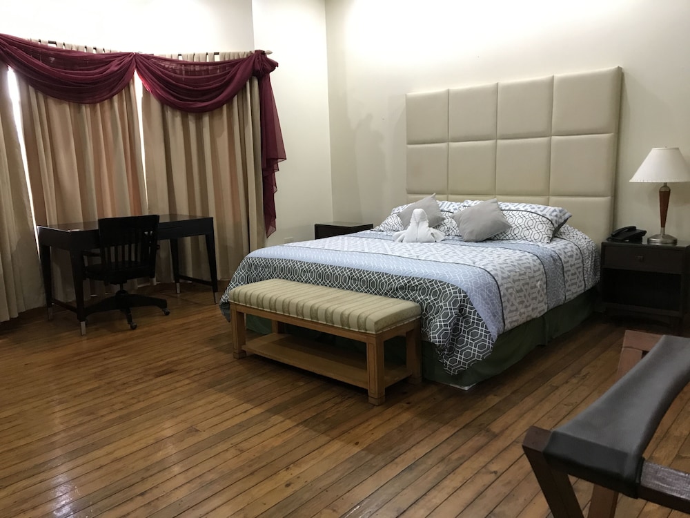Standard Double Room, 1 Queen Bed photo 3