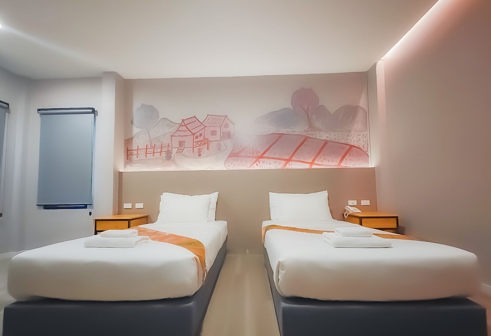 Standard Double or Twin Room - Photo 20