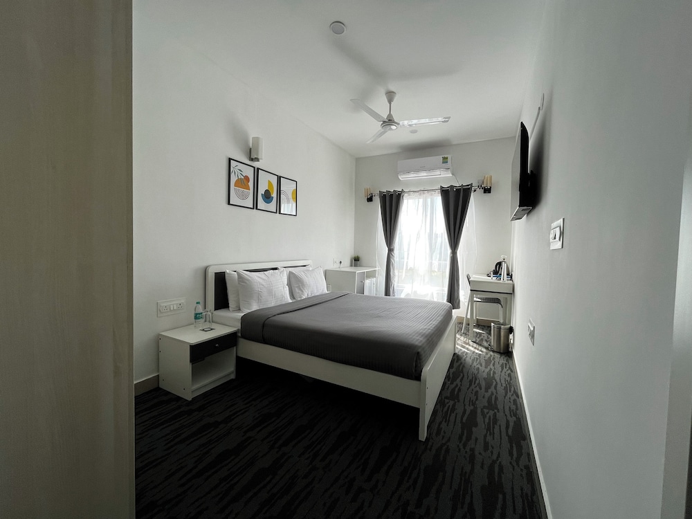 Deluxe Room, 1 Double Bed - Photo 13