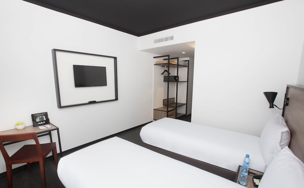 Twin Room with Garden View photo 1