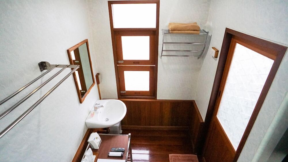 Small Twin Room photo 3