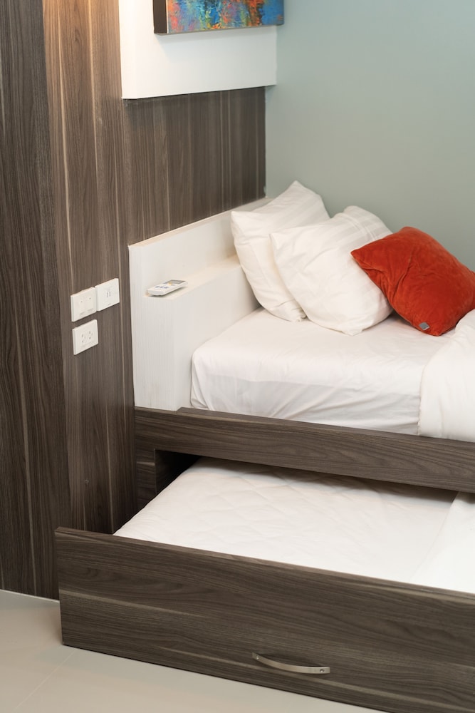 Family Quadruple Room, 2 Bedrooms - Photo 3