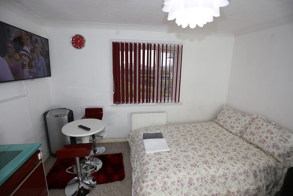 Studio, 1 Double Bed, Ground Floor photo 1