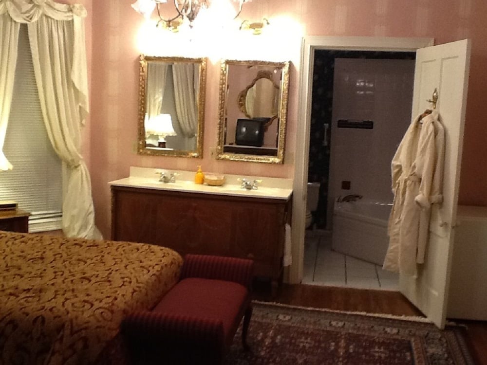 The Tara Suite photo 2