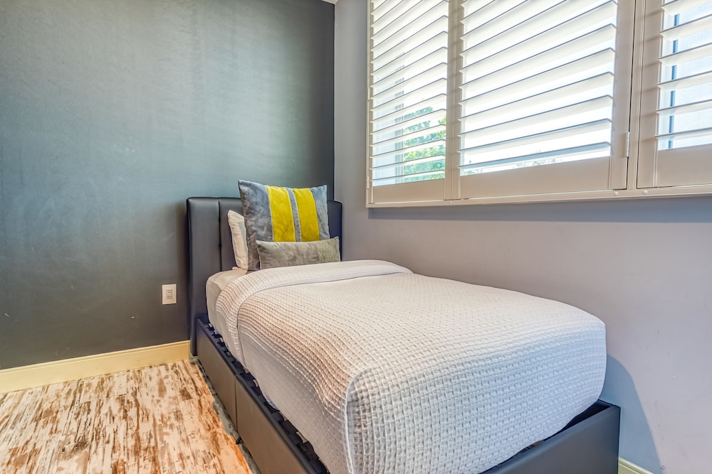 THE LEXEN Suite, 1 King Bed