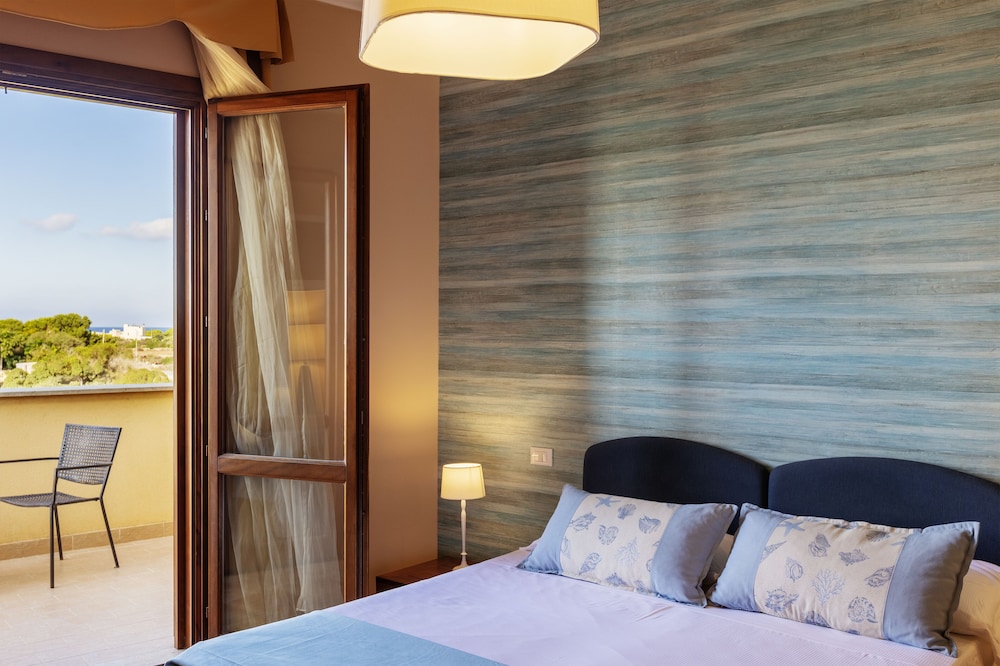Superior Double or Twin Room photo 2