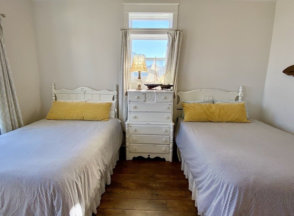 House, 3 Bedrooms photo 2