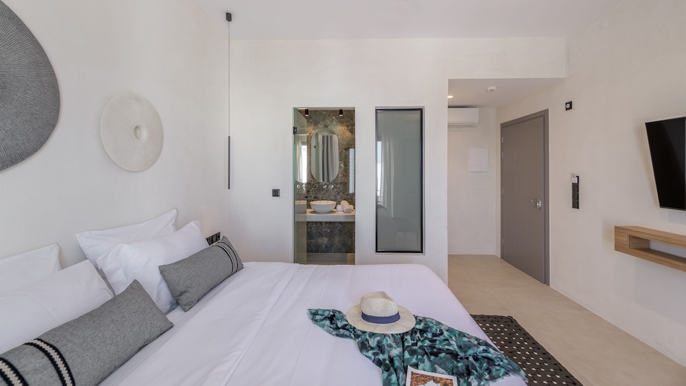 Deluxe Double Room - Photo 3