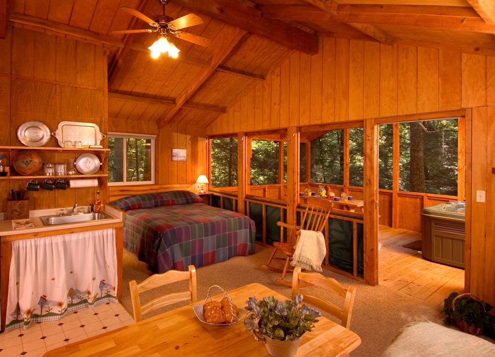 Deluxe Cabin photo 1