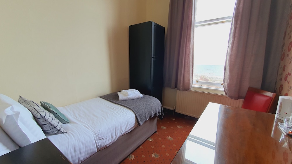 Basic Single Room, 1 Twin Bed, Non Smoking, Sea View