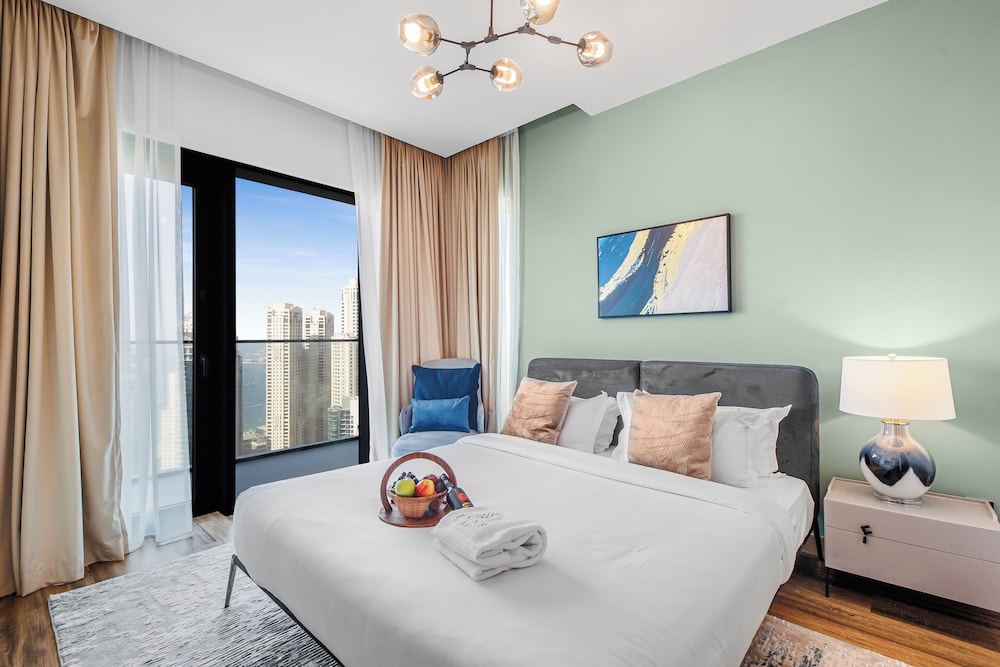 Luxury Apartment, 2 Bedrooms, Non Smoking, Marina View photo 3