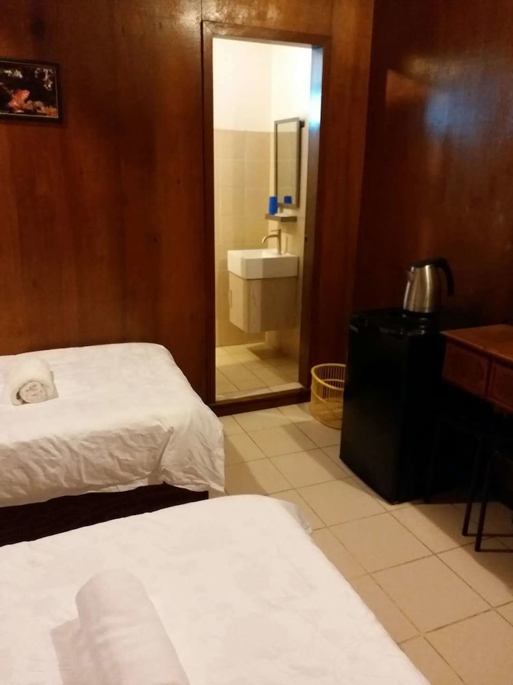Standard Twin Room photo 3