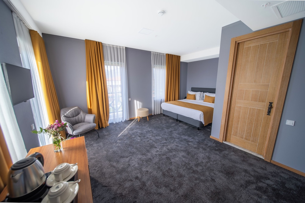 Standard Double Room photo 3
