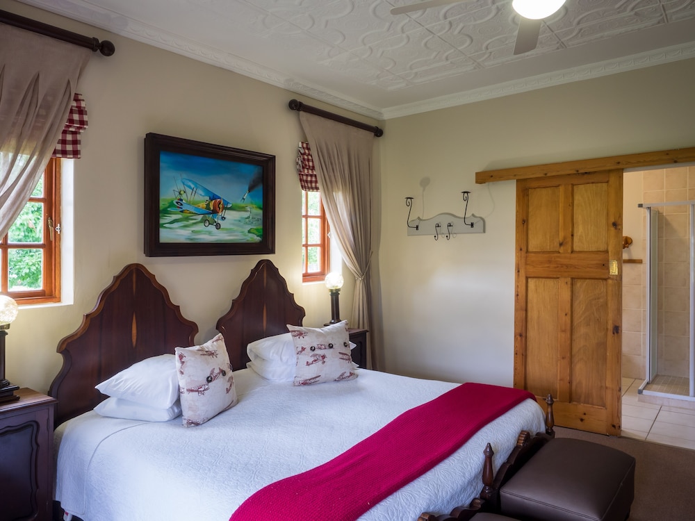 Luxury Twin Room photo 2